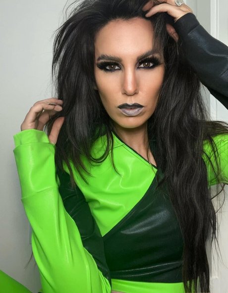 Christy Carlson Romano feet onlyfans