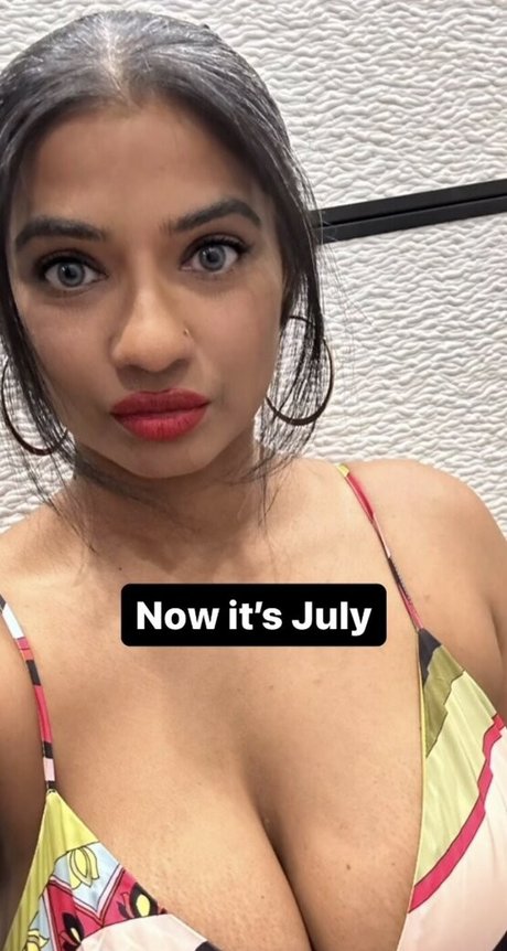 MzKora naked only fans