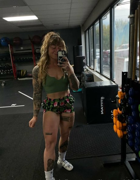 lizanne1995 only fans leaks porn