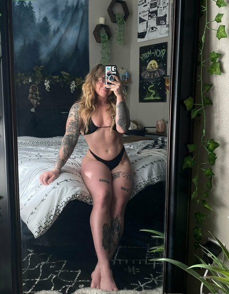 lizanne1995 onlyfans nudes