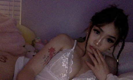 Harmonee Yang onlyfans pics