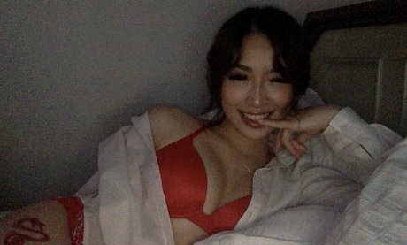 Harmonee Yang onlyfans de