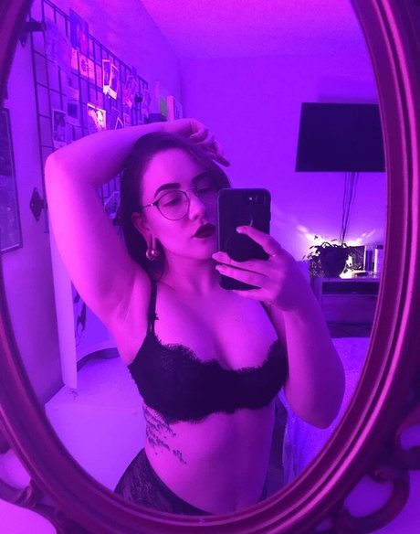 Alexmarkelle onlyfans sexy