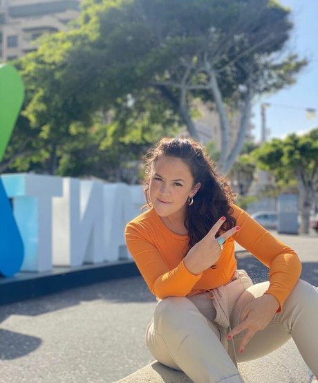 Eliza Butterworth leaked porn onlyfans