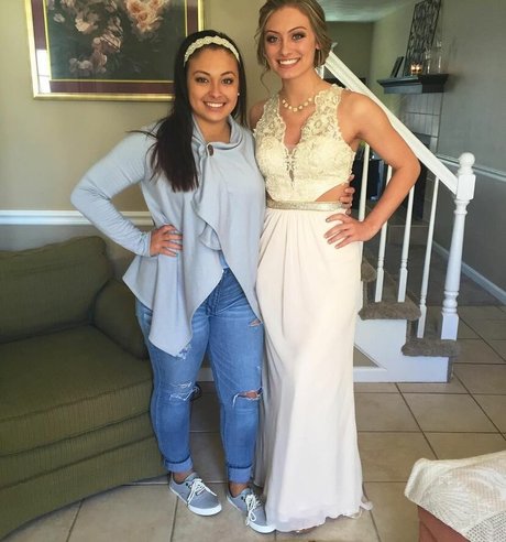 Logan Brickhouse is on onlyfans