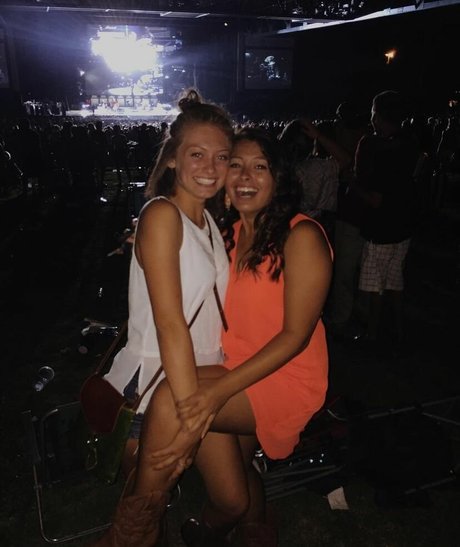 Logan Brickhouse desnuda onlyfans