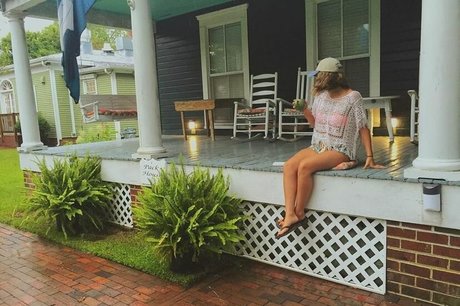 Logan Brickhouse onlyfans leajs