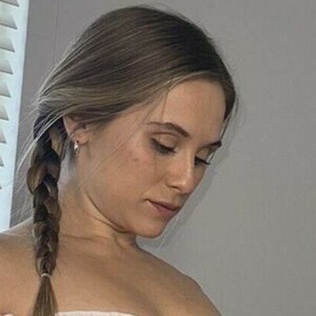 Mackenzie Sterner onlyfans content