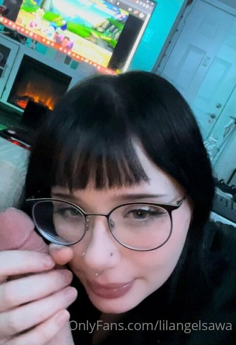 lilangelsawa onlyfans model images