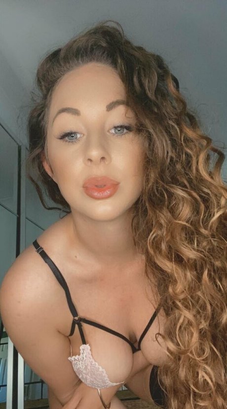 daniella rose is on onlyfans