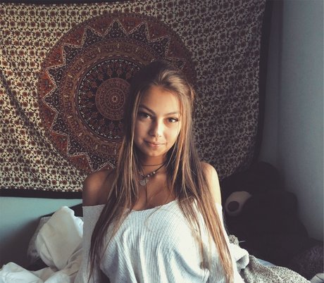 Elena Lukin onlyfans model