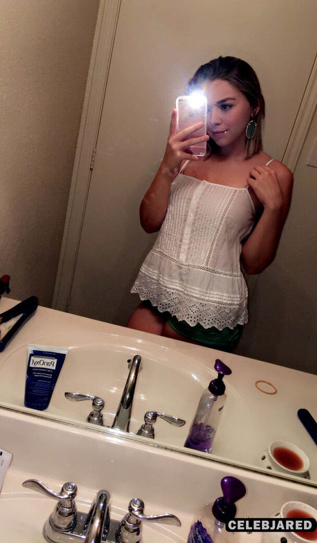 Adrianna Gavazzi free only fans