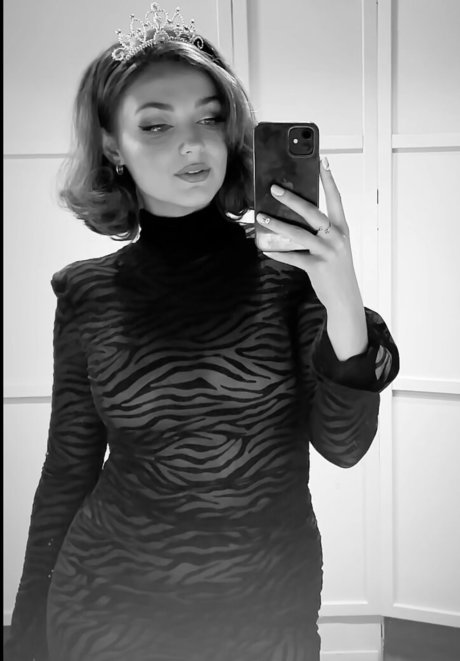 Sophie Wallace feet onlyfans