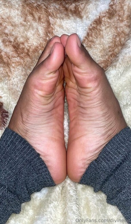 divinelat leaked onlyfans pictures