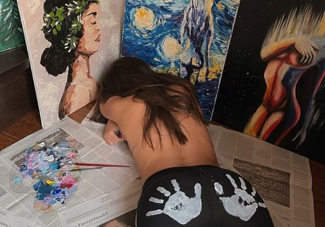 Solllomia onlyfans images