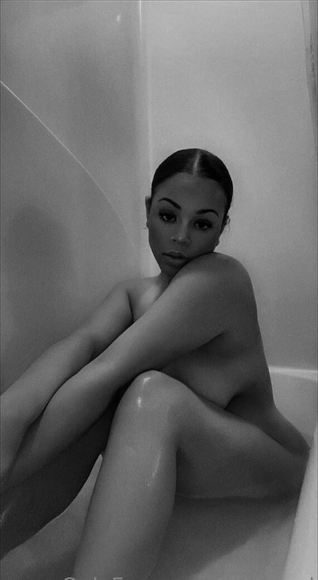 ri leaked topless onlyfans