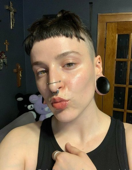 nyxxx at night onlyfans nude pics