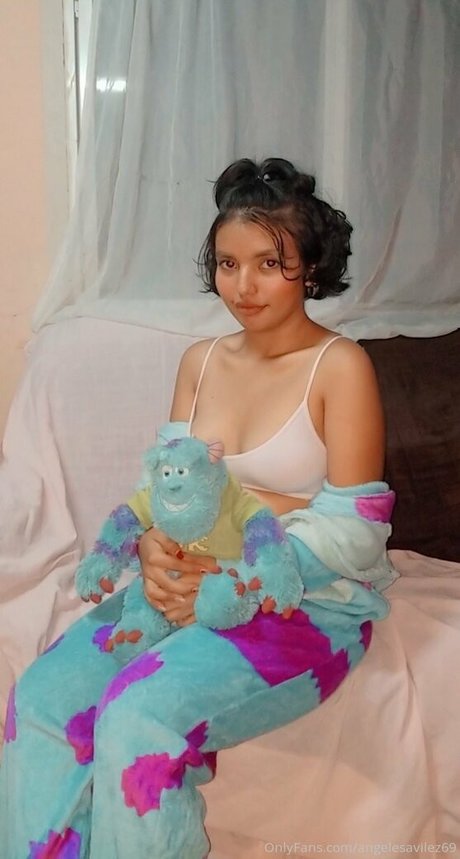 angelesavilez onlyfans pics