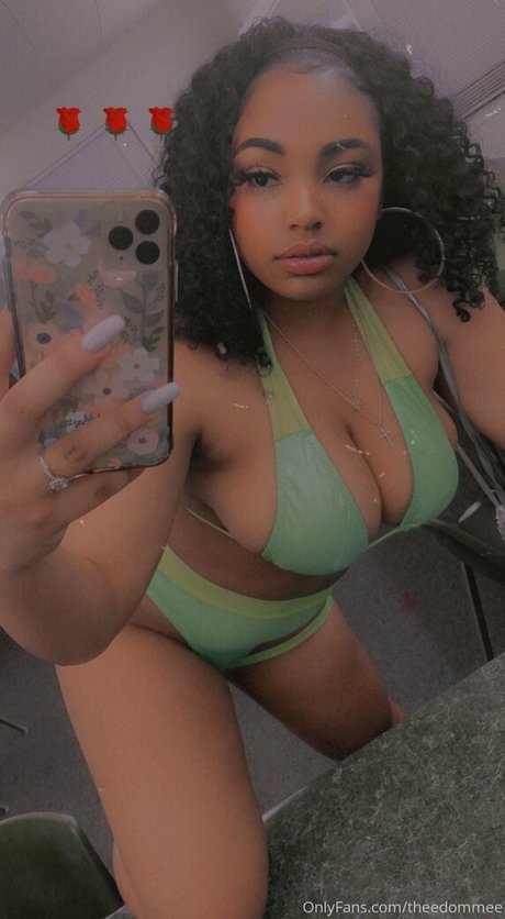 theedommee nude onlyfans pics