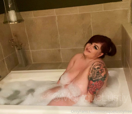 moniquelustlyfree onlyfans leak fuck