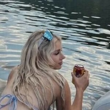 lindsaybercosky onlyfans porn leak