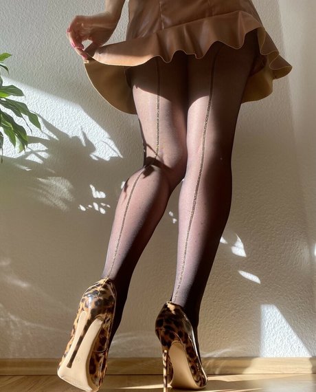 Miss Sunny Mood onlyfans naked