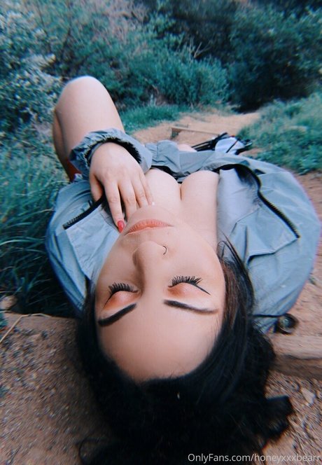 honeyxxxbearr onlyfans sex leaks