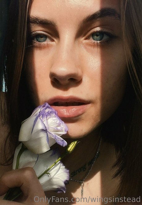 dollynextdoor onlyfans model