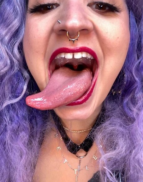 Long Tongue Fetish leaked onlyfans xxx