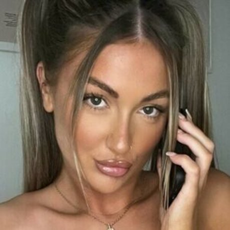 realchloehill onlyfans lesk