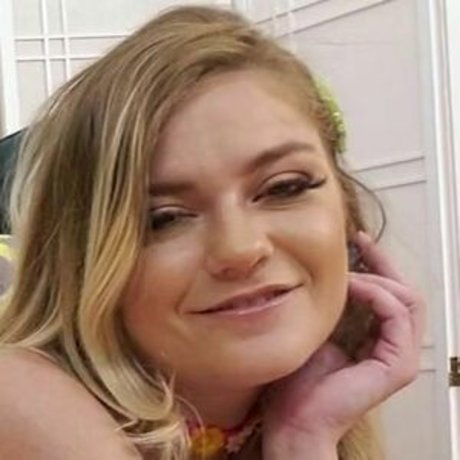 Chloe Foster onlyfans porn