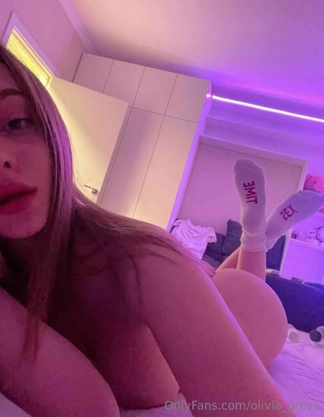 olivia greys onlyfans pic
