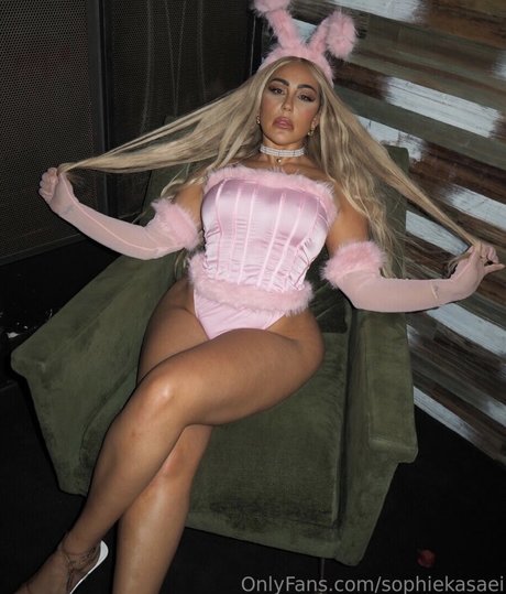Sophie Kasaei pics onlyfans
