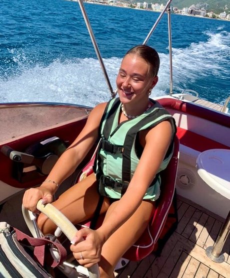 Sydney Etherington onlyfans nsfw