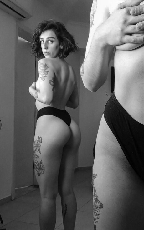 Nica Domingues nude only fans leaks