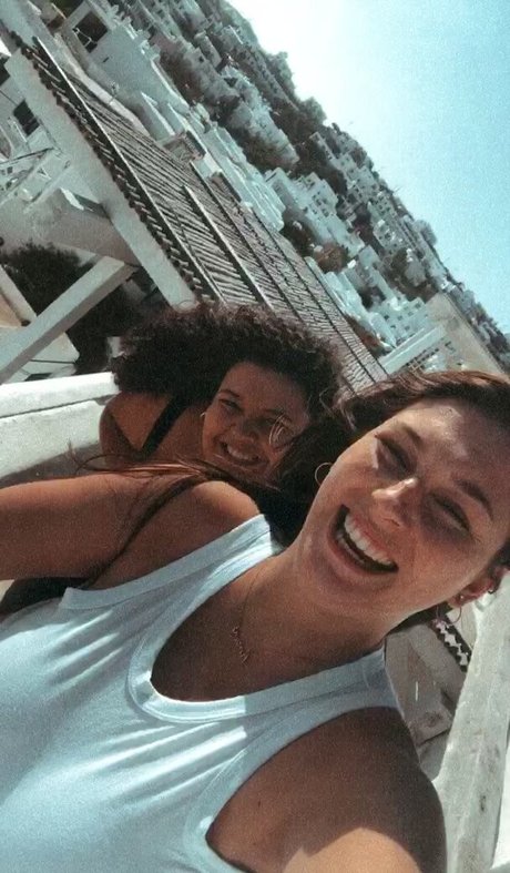 Abbey Wilson leaked onlyfans