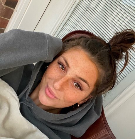 Abbey Wilson onlyfans hot