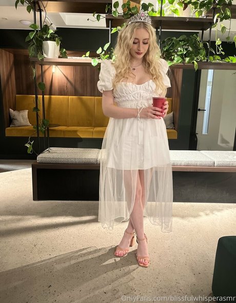 blissfulwhisperasmr nude only fans leaks