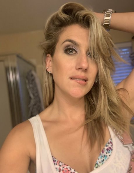 badasstxmama onlyfans ass