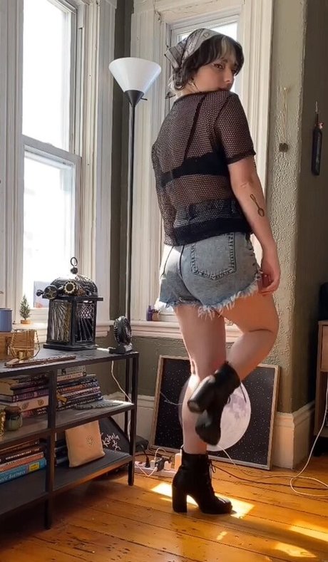 Casey Lee Williams new onlyfans