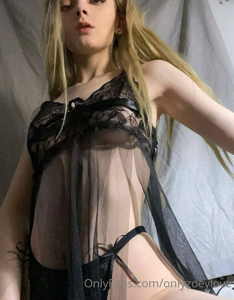 onlyzoeylove onlyfans leaked