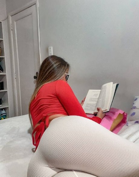 Rafaela Monteiro onlyfans fotos