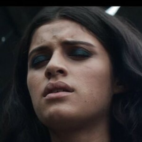 Anya Chalotra onlyfans nide