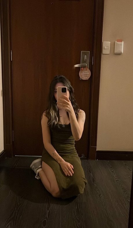 Ingrid Larissa nudes only fans