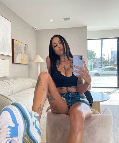 sugarttitts nude only fans