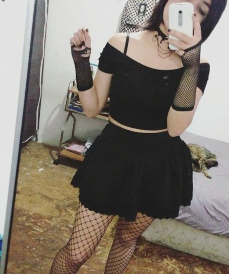 scarmoon22 Profile pic