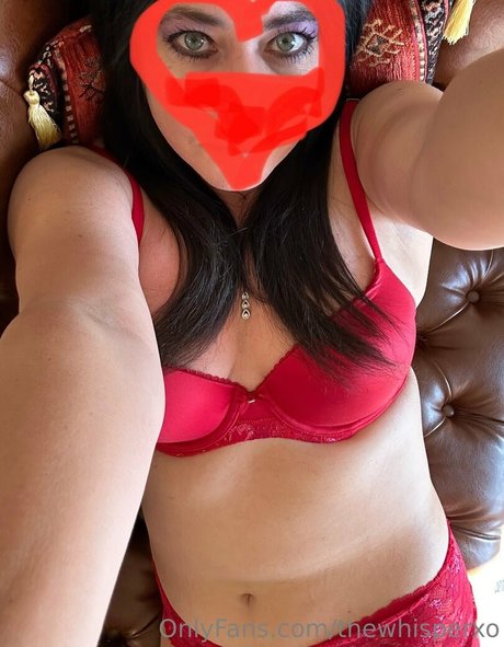 thewhisperxo leaks only fans