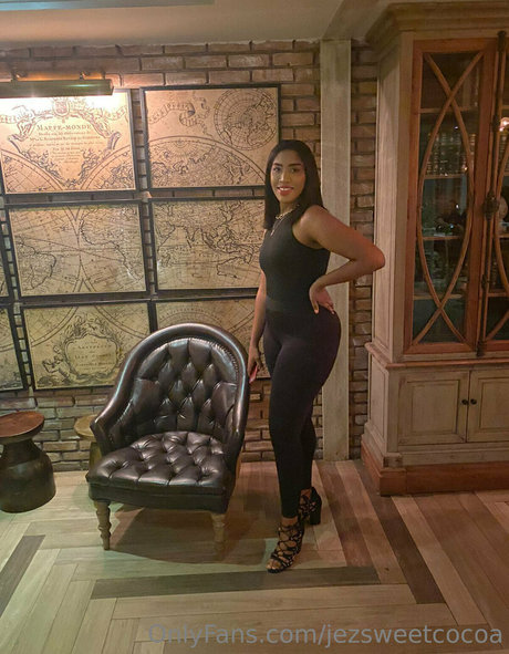 jezsweetcocoa nude leaked onlyfans