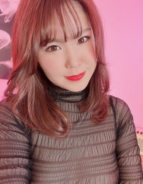 jgirlrena onlyfans leajs