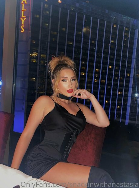 snackinwithanastasia leaked onlyfans free